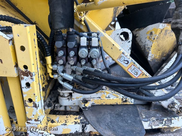 image for item DO6656 2017 Terex CR662RM paver