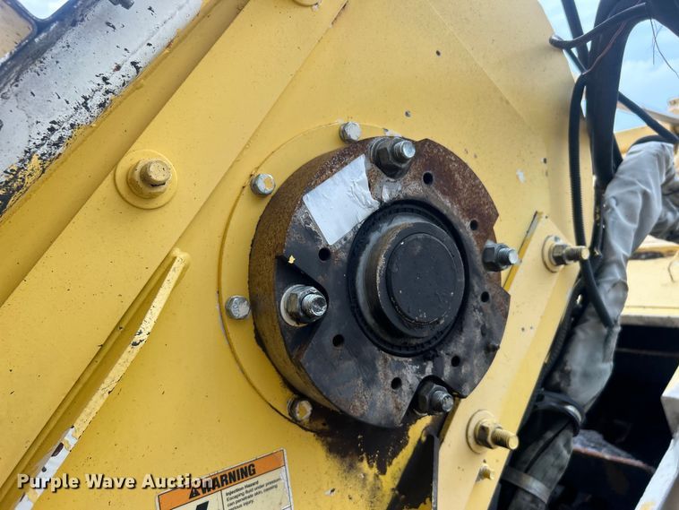 image for item DO6656 2017 Terex CR662RM paver