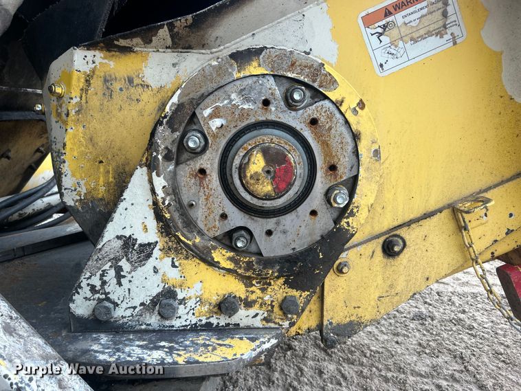 image for item DO6656 2017 Terex CR662RM paver