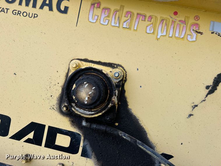 image for item DO6656 2017 Terex CR662RM paver