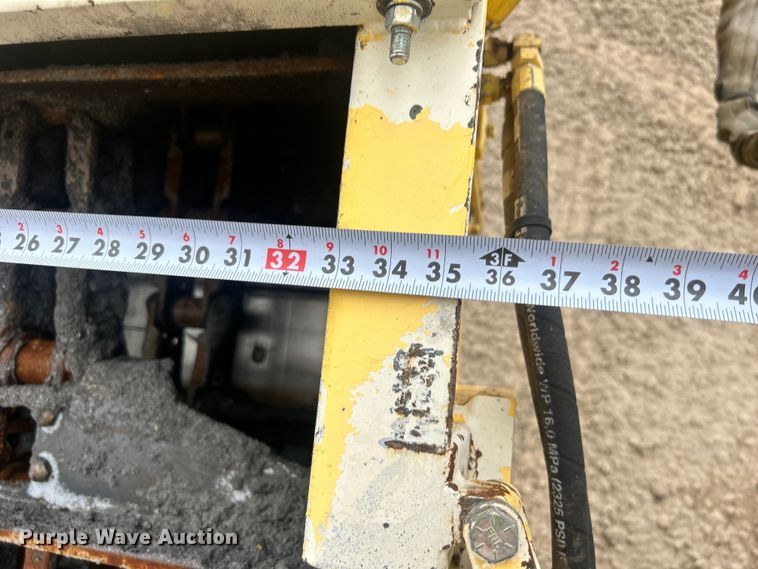 image for item DO6656 2017 Terex CR662RM paver