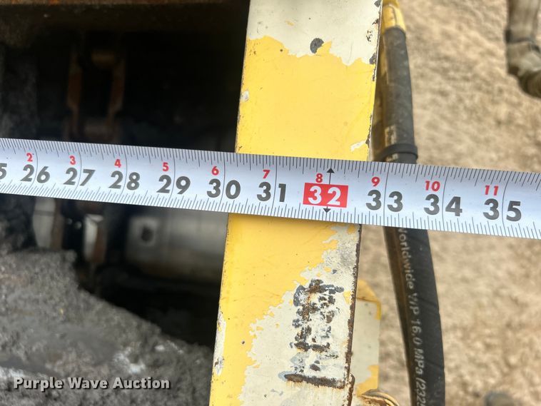 image for item DO6656 2017 Terex CR662RM paver