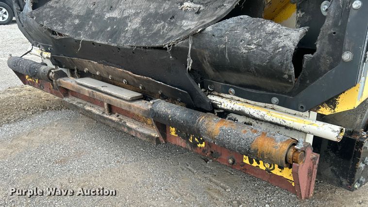 image for item DO6656 2017 Terex CR662RM paver