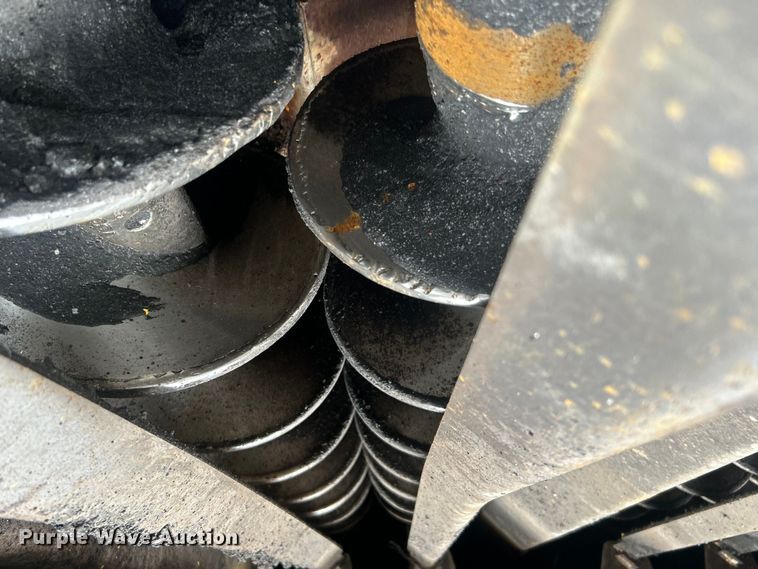 image for item DO6656 2017 Terex CR662RM paver