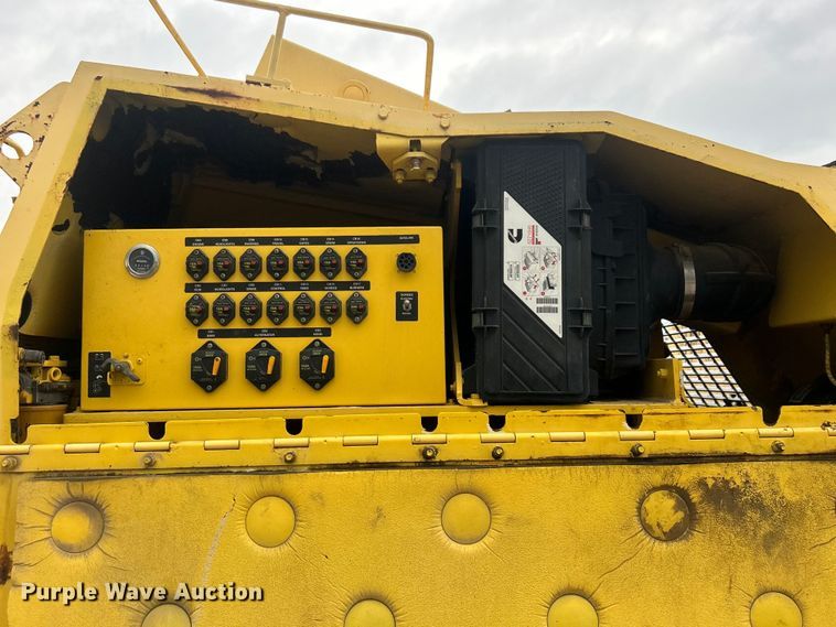 image for item DO6656 2017 Terex CR662RM paver