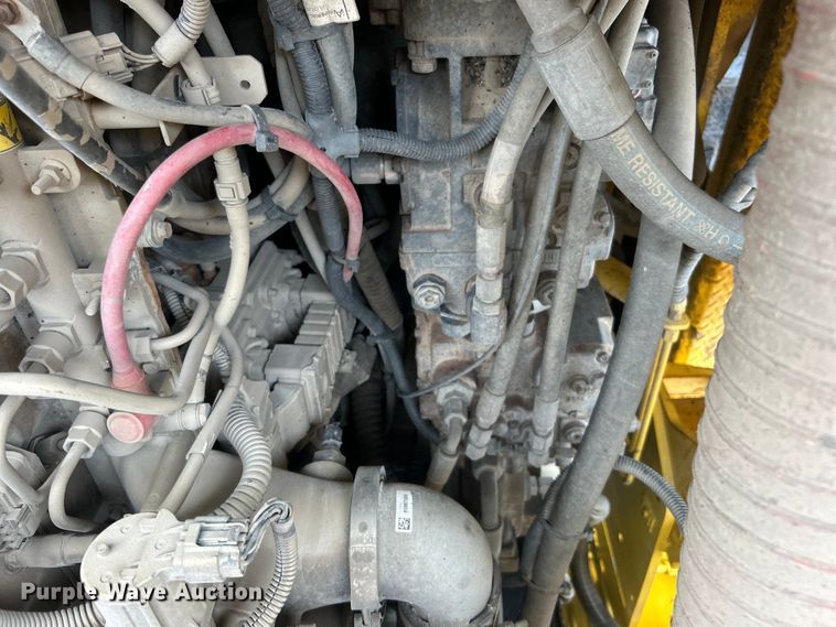 image for item DO6656 2017 Terex CR662RM paver