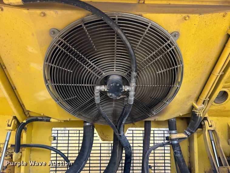 image for item DO6656 2017 Terex CR662RM paver