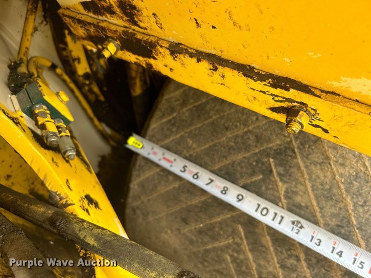 image for item DO6656 2017 Terex CR662RM paver