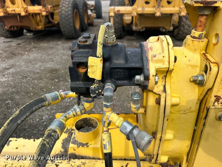 image for item DO6656 2017 Terex CR662RM paver