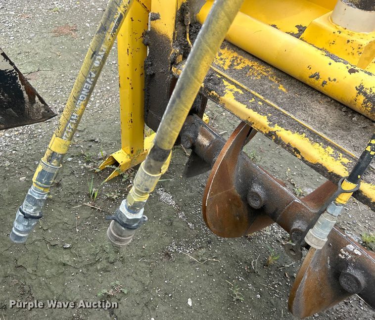 image for item DO6656 2017 Terex CR662RM paver