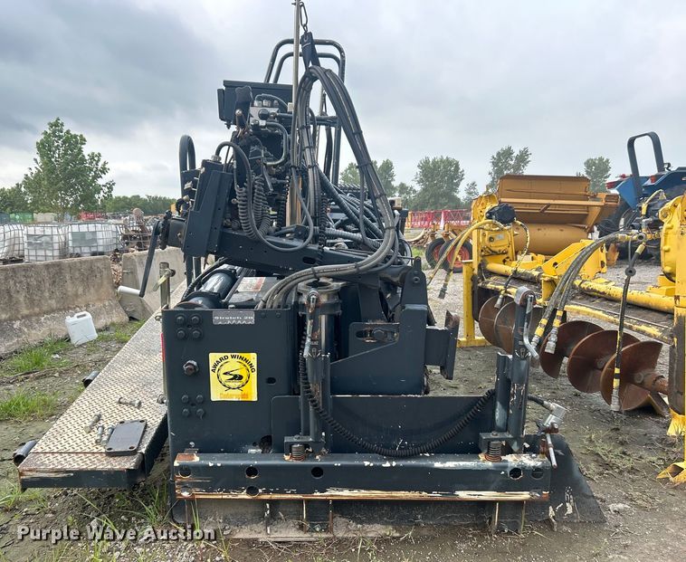 image for item DO6656 2017 Terex CR662RM paver