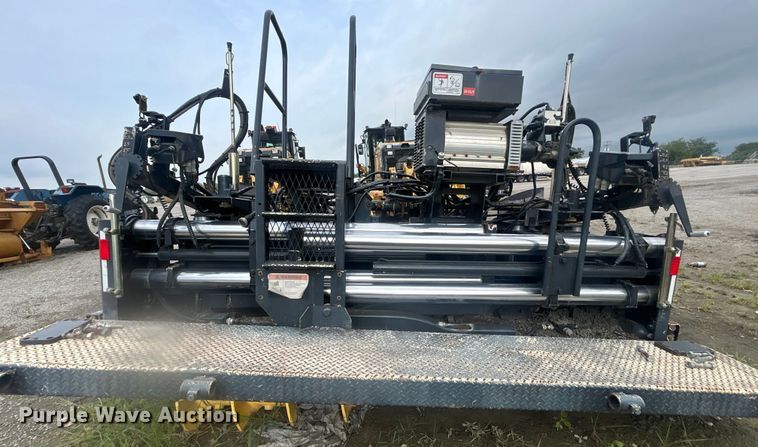 image for item DO6656 2017 Terex CR662RM paver