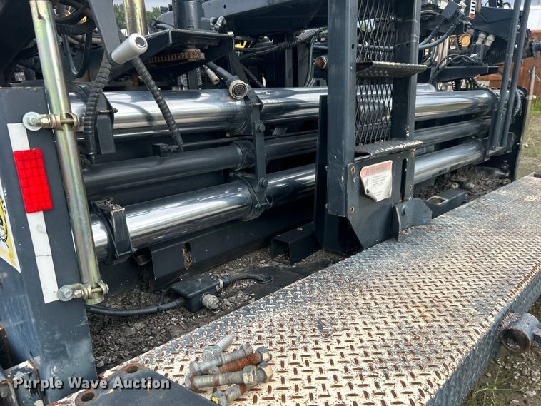 image for item DO6656 2017 Terex CR662RM paver