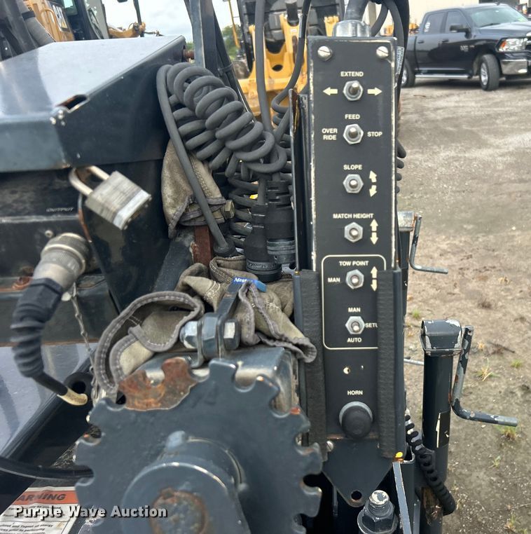 image for item DO6656 2017 Terex CR662RM paver