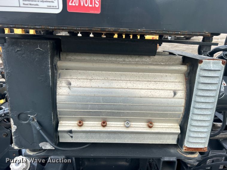 image for item DO6656 2017 Terex CR662RM paver