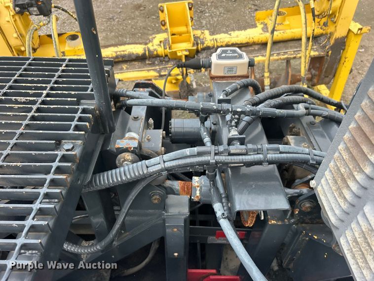 image for item DO6656 2017 Terex CR662RM paver