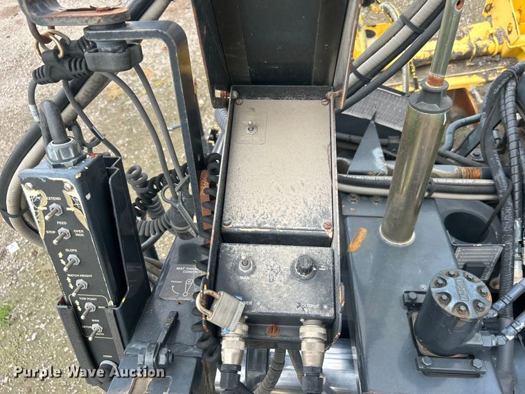 image for item DO6656 2017 Terex CR662RM paver