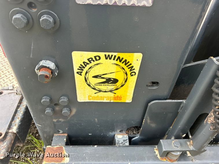 image for item DO6656 2017 Terex CR662RM paver