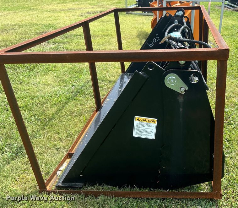 image for item DO6661 2023 Topcat 4IN1BCT 4-in-1 skid steer bucket