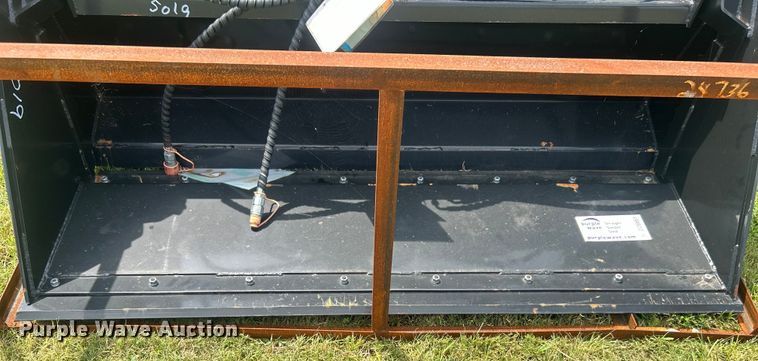 image for item DO6661 2023 Topcat 4IN1BCT 4-in-1 skid steer bucket