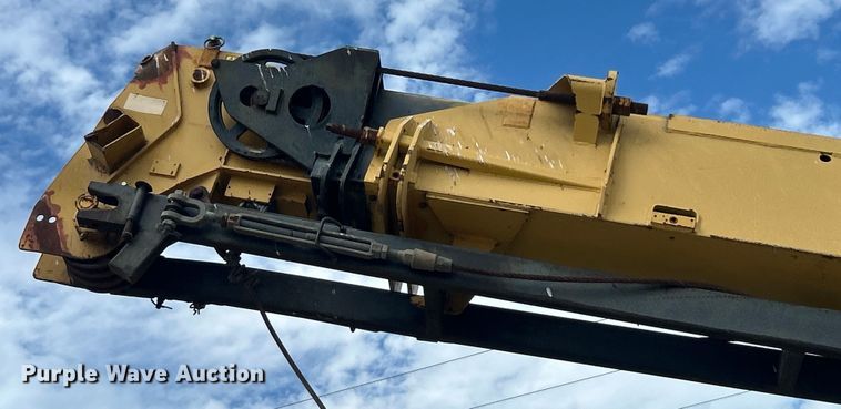 image for item DO6675 1978 Grove RT58C crane