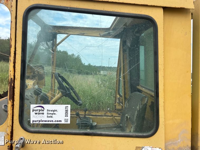 image for item DO6675 1978 Grove RT58C crane