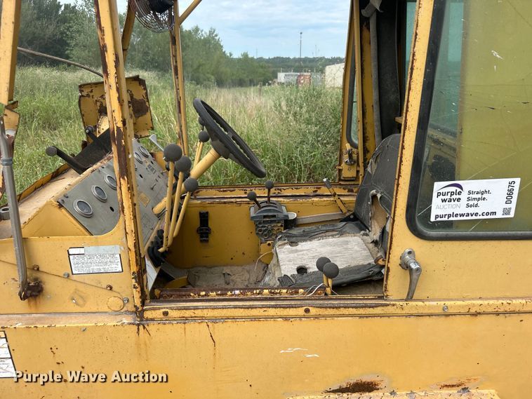 image for item DO6675 1978 Grove RT58C crane