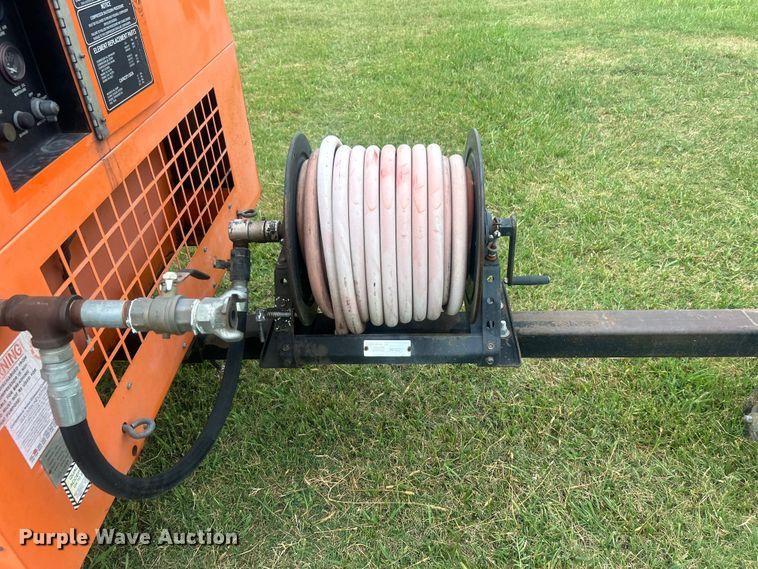 image for item DO6682 1999 Sullivan Industries DO185Q6JDB air compressor