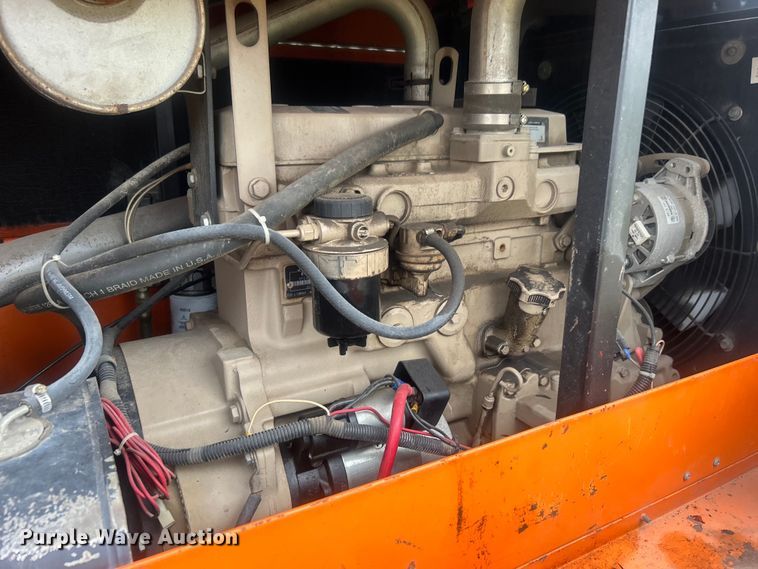 image for item DO6682 1999 Sullivan Industries DO185Q6JDB air compressor