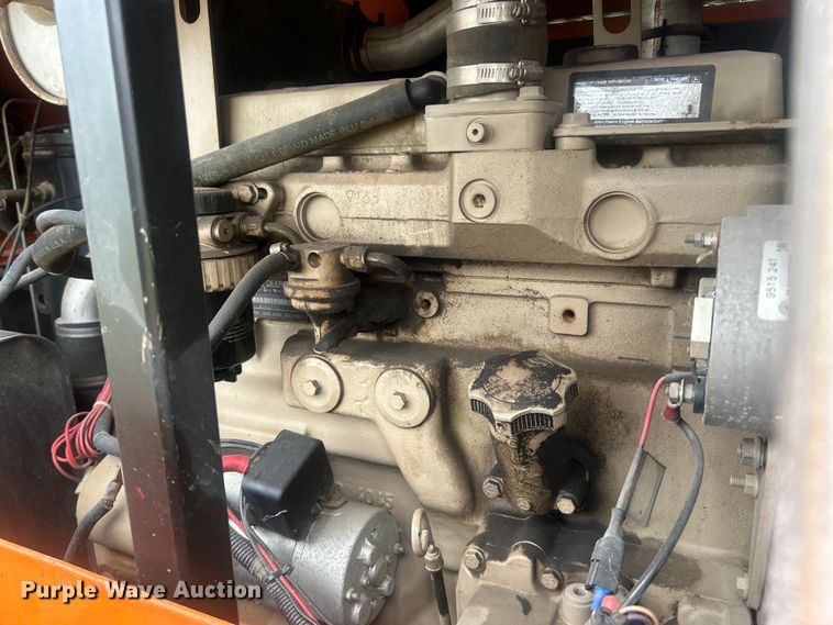 image for item DO6682 1999 Sullivan Industries DO185Q6JDB air compressor