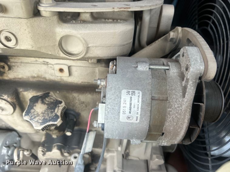 image for item DO6682 1999 Sullivan Industries DO185Q6JDB air compressor