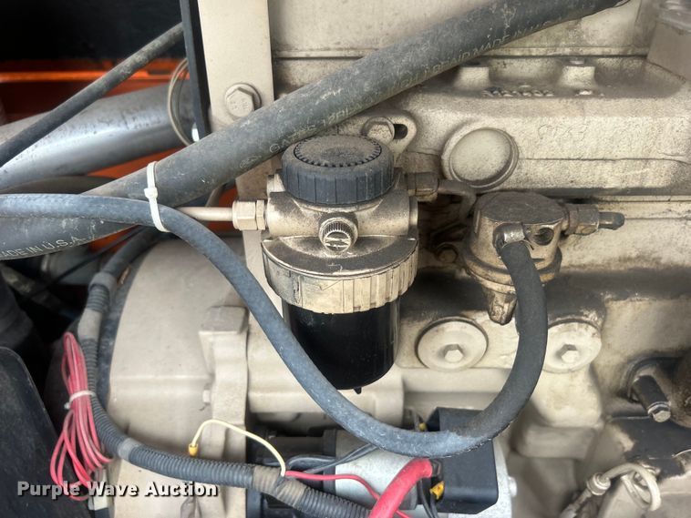 image for item DO6682 1999 Sullivan Industries DO185Q6JDB air compressor