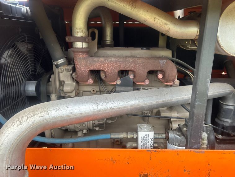 image for item DO6682 1999 Sullivan Industries DO185Q6JDB air compressor