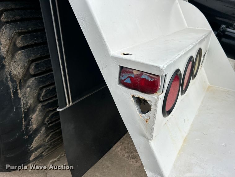 image for item DO6683 2006 Sterling A-Line vacuum truck