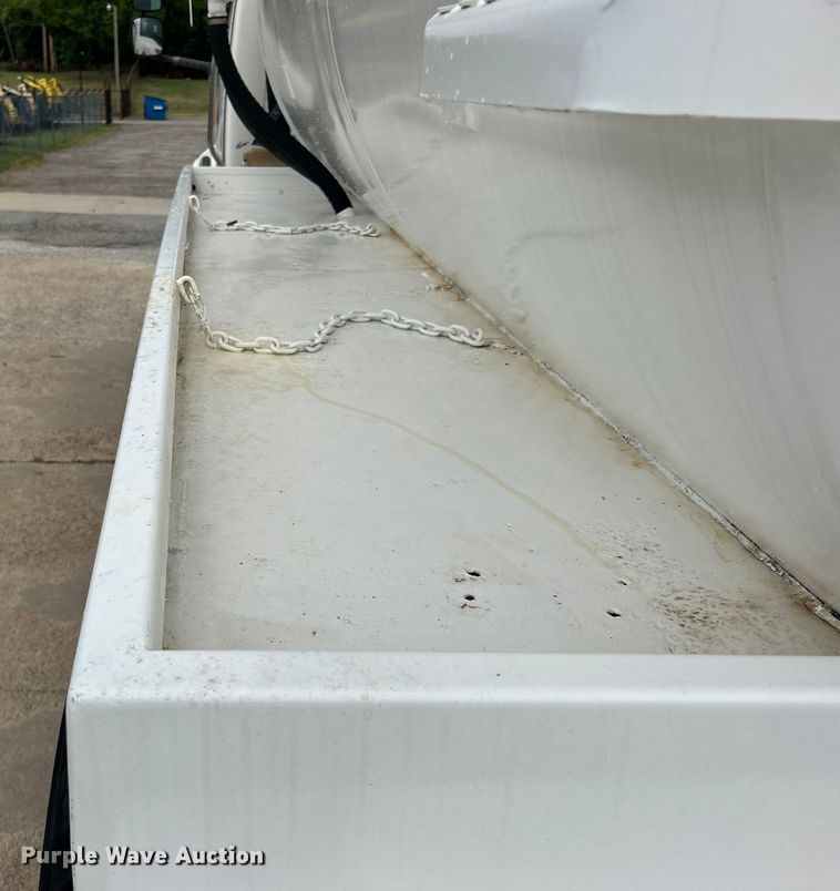 image for item DO6683 2006 Sterling A-Line vacuum truck