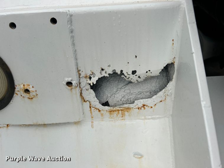 image for item DO6683 2006 Sterling A-Line vacuum truck