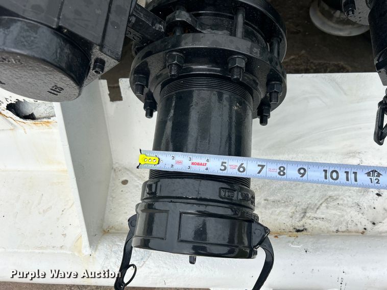 image for item DO6683 2006 Sterling A-Line vacuum truck