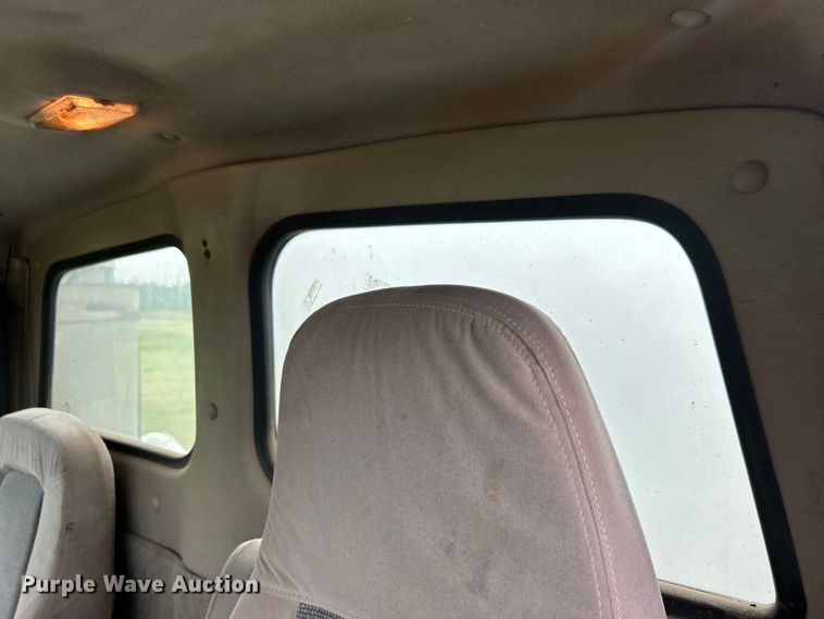 image for item DO6683 2006 Sterling A-Line vacuum truck