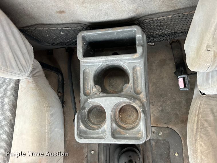 image for item DO6683 2006 Sterling A-Line vacuum truck