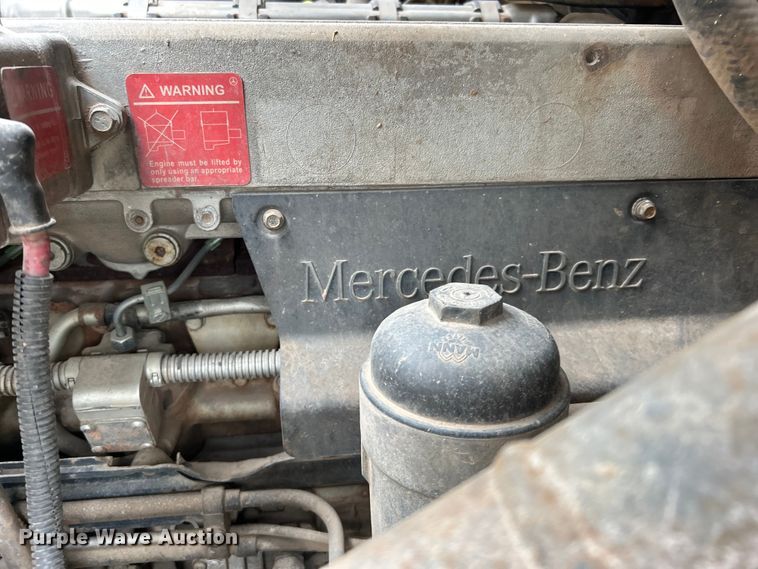 image for item DO6683 2006 Sterling A-Line vacuum truck