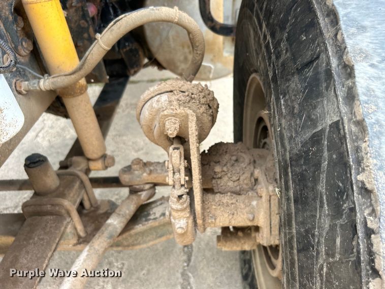 image for item DO6683 2006 Sterling A-Line vacuum truck