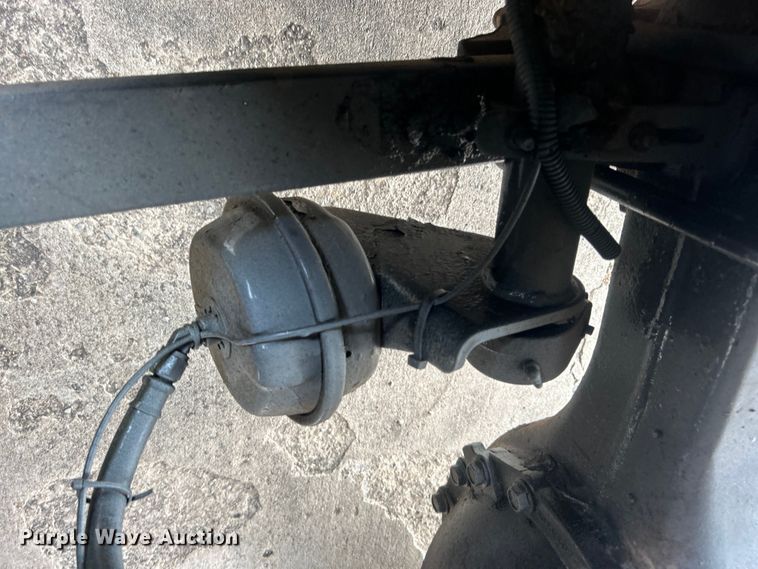 image for item DO6683 2006 Sterling A-Line vacuum truck