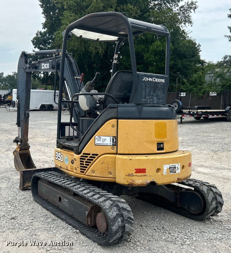 image for item DO6696 2012 John Deere 35D mini excavator