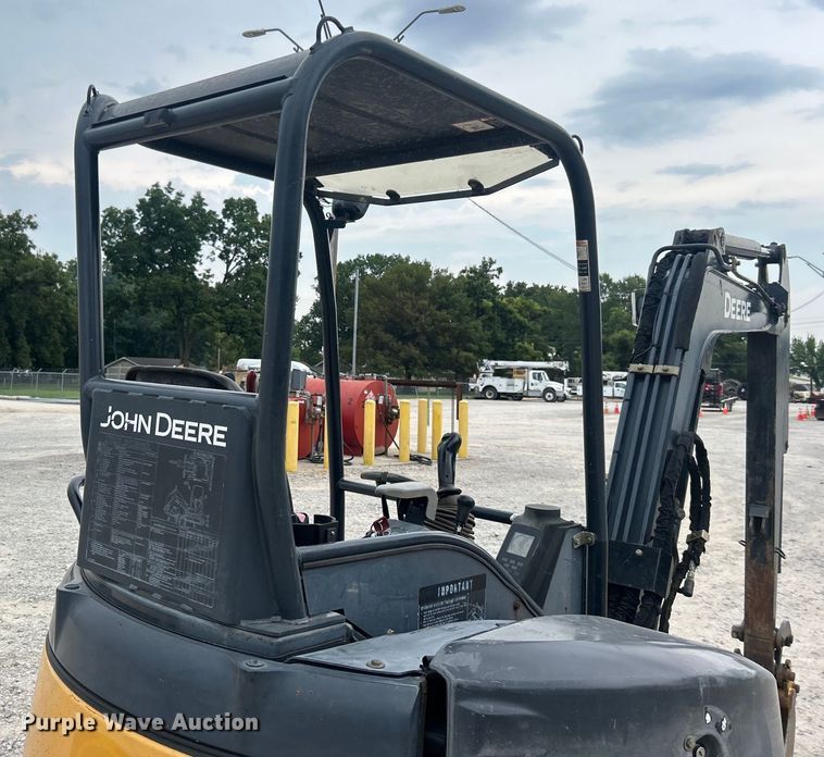 image for item DO6696 2012 John Deere 35D mini excavator