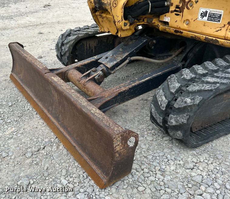 image for item DO6696 2012 John Deere 35D mini excavator