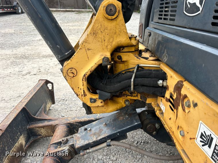 image for item DO6696 2012 John Deere 35D mini excavator