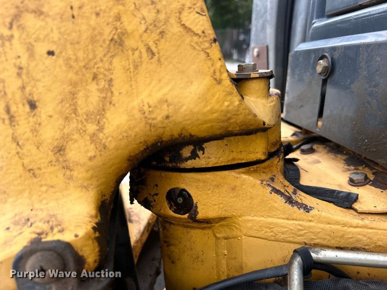 image for item DO6696 2012 John Deere 35D mini excavator