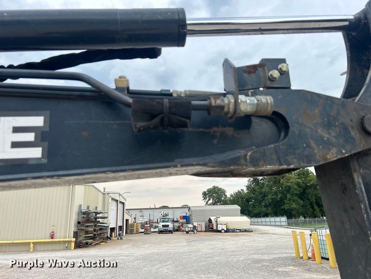 image for item DO6696 2012 John Deere 35D mini excavator