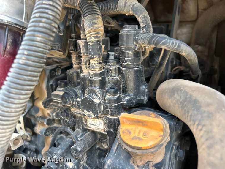 image for item DO6696 2012 John Deere 35D mini excavator