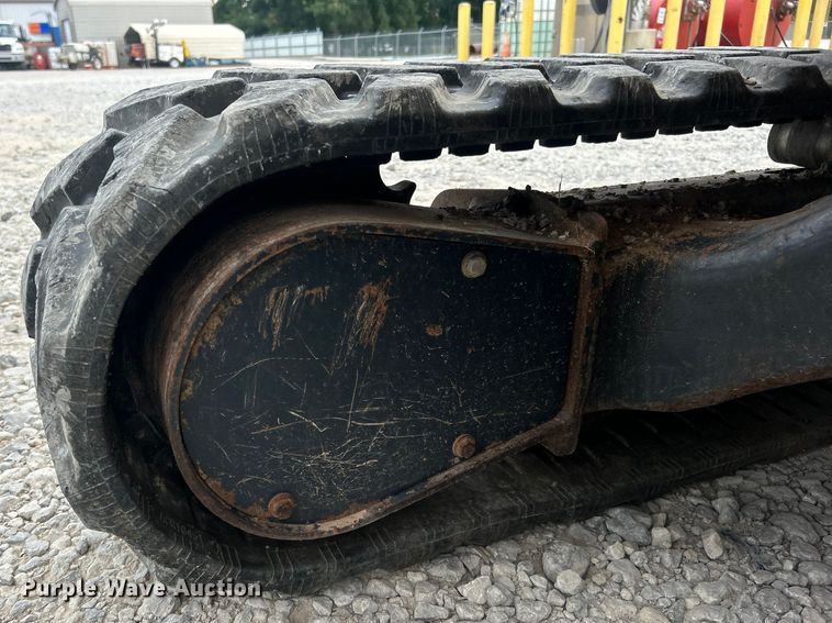 image for item DO6696 2012 John Deere 35D mini excavator